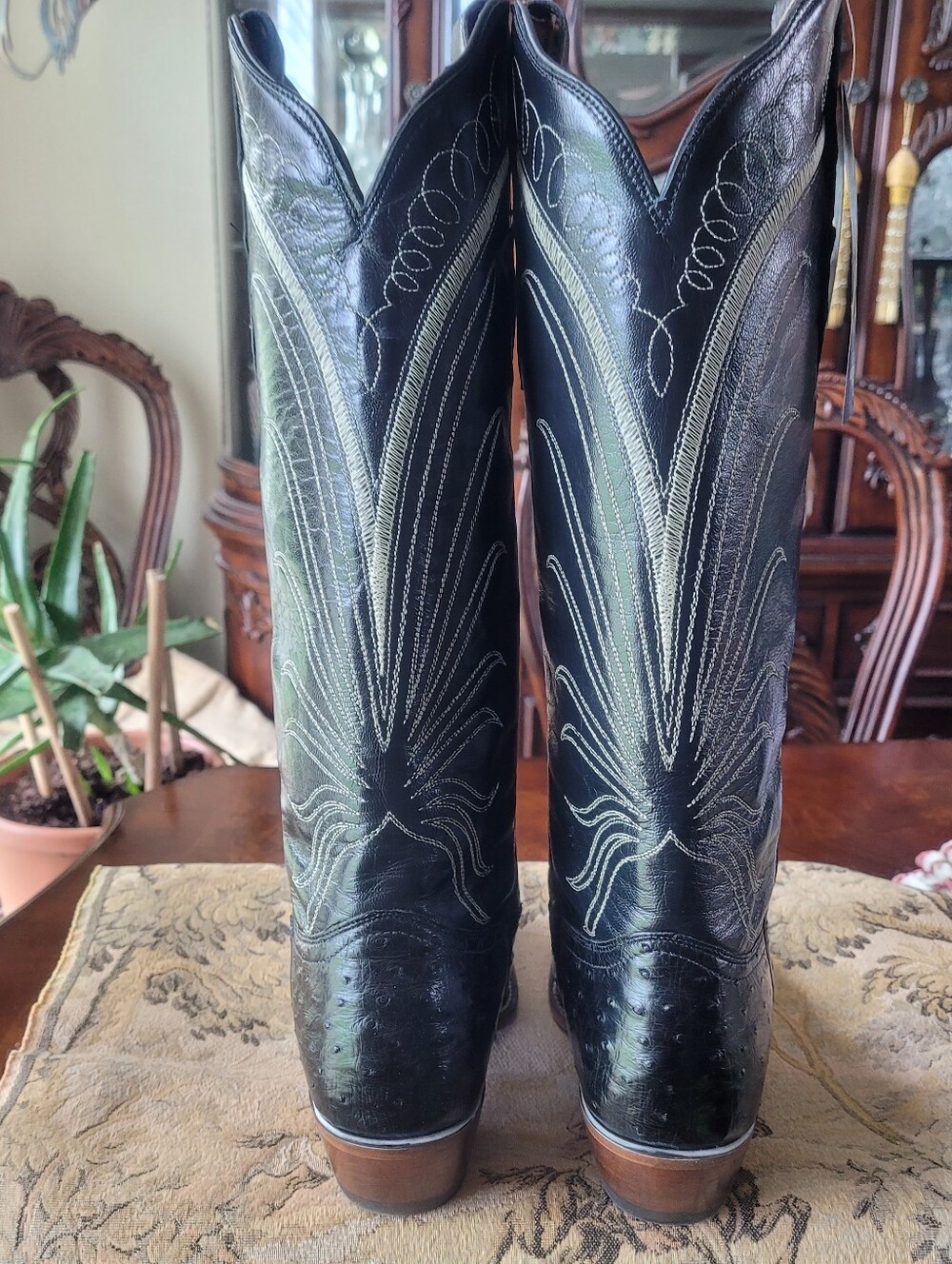 Tony Lama Black full quil Ostrich Leather, womens Western Boot, new w/tags 7.5B - Picture 6 of 8